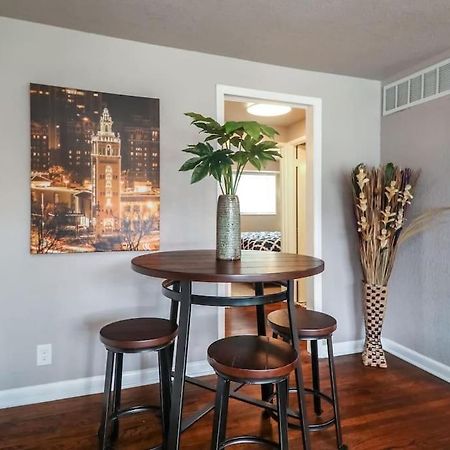Holly Second Floor 2 King Beds Villa Kansas City Dış mekan fotoğraf
